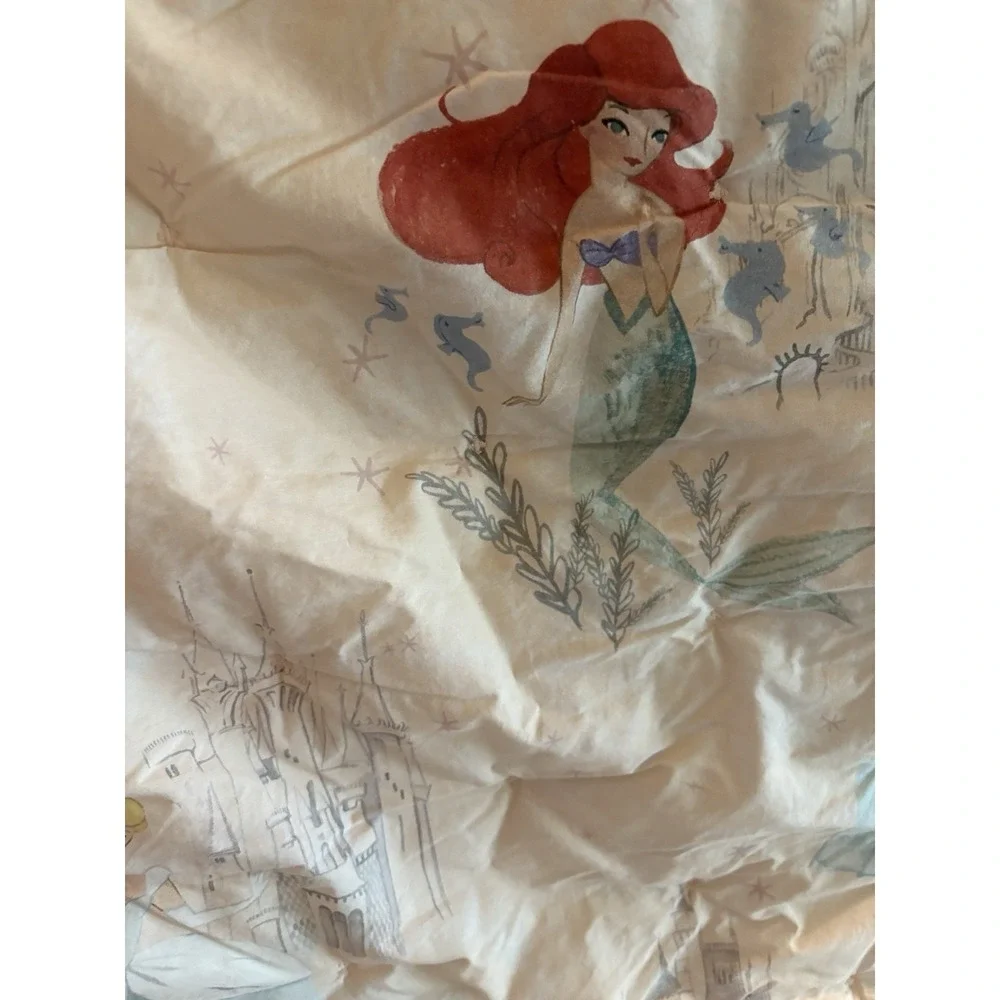 Pottery Barn Teen Girls Full / Queen DISNEY PRINCESS Comforter